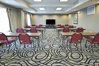 holiday inn express hotel and suites jackson pearl