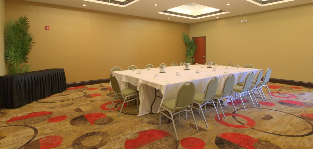 holiday inn jackson southeast pearl by ihg