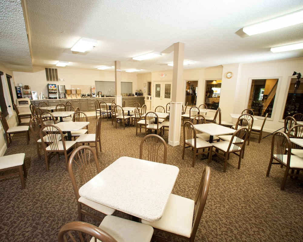 northfield inn suites and conference center