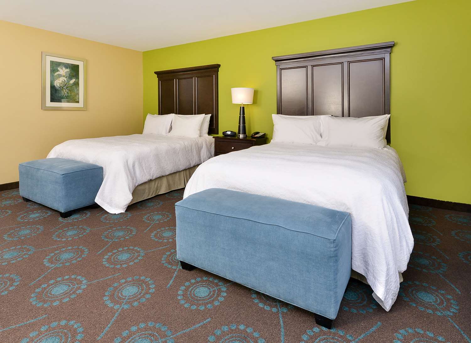 hampton inn iowa city university area
