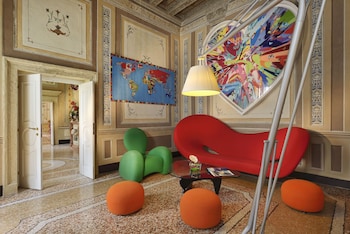 byblos art hotel villa amista