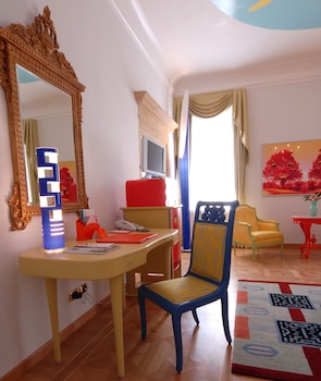 byblos art hotel villa amista