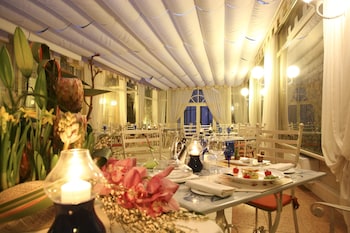 byblos art hotel villa amista