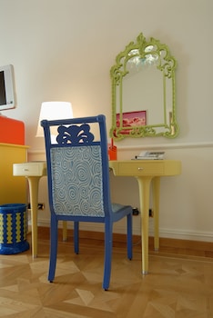 byblos art hotel villa amista