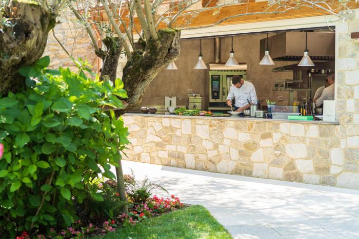 byblos art hotel villa amista