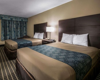 econo lodge defuniak springs i 10