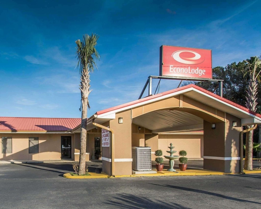 econo lodge defuniak springs i 10