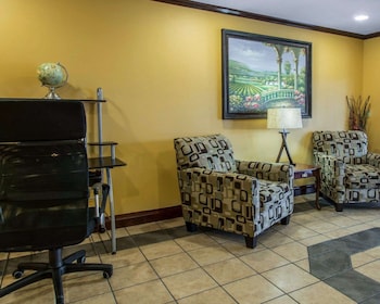 Econo Lodge Defuniak Springs I-10,Walton County>>De Funiak Springs,2 star