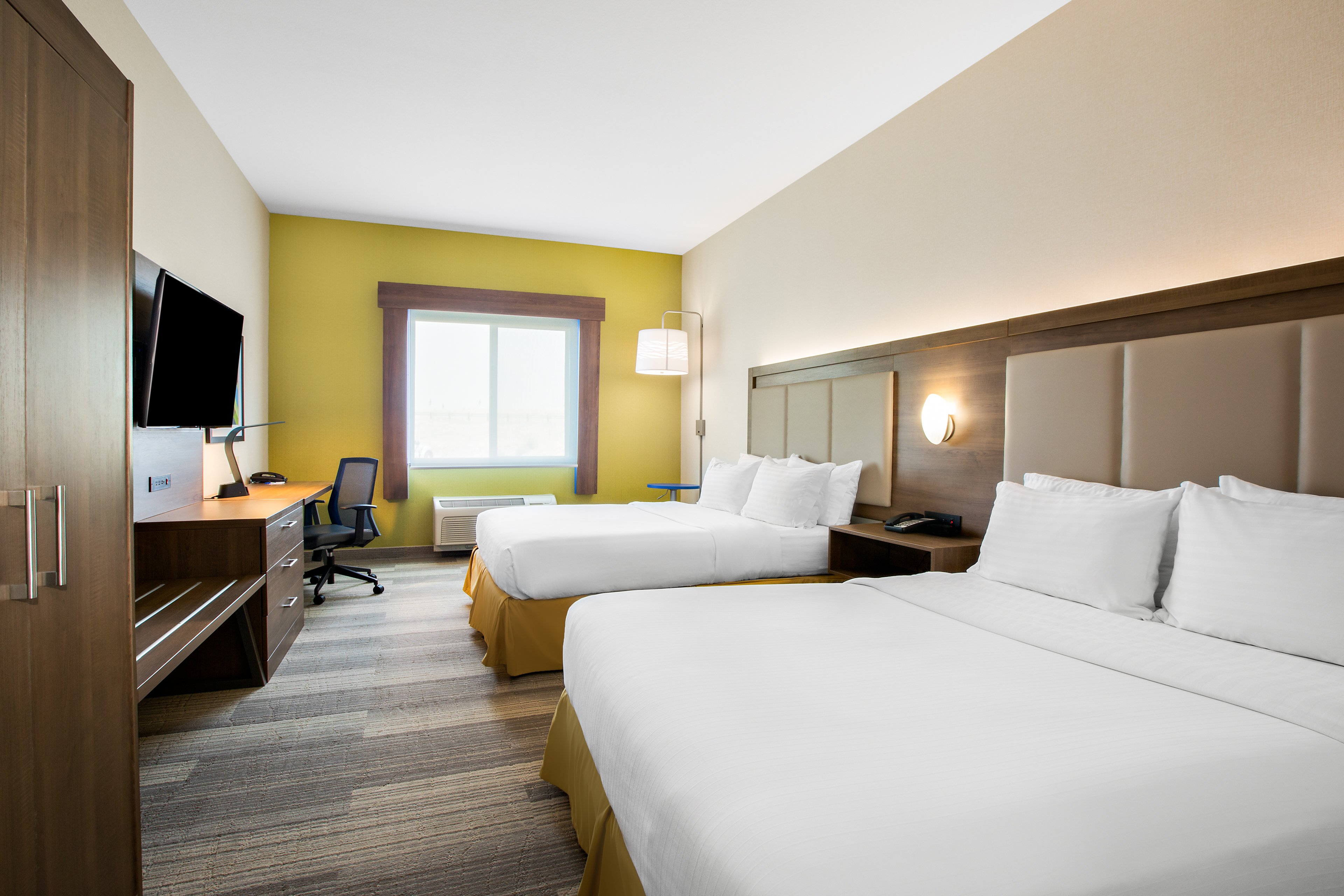 holiday inn express and suites ontario by ihg