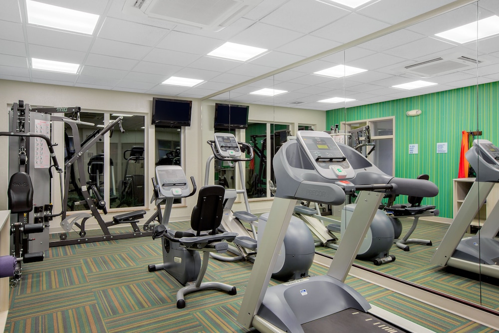 holiday inn express and suites ontario by ihg