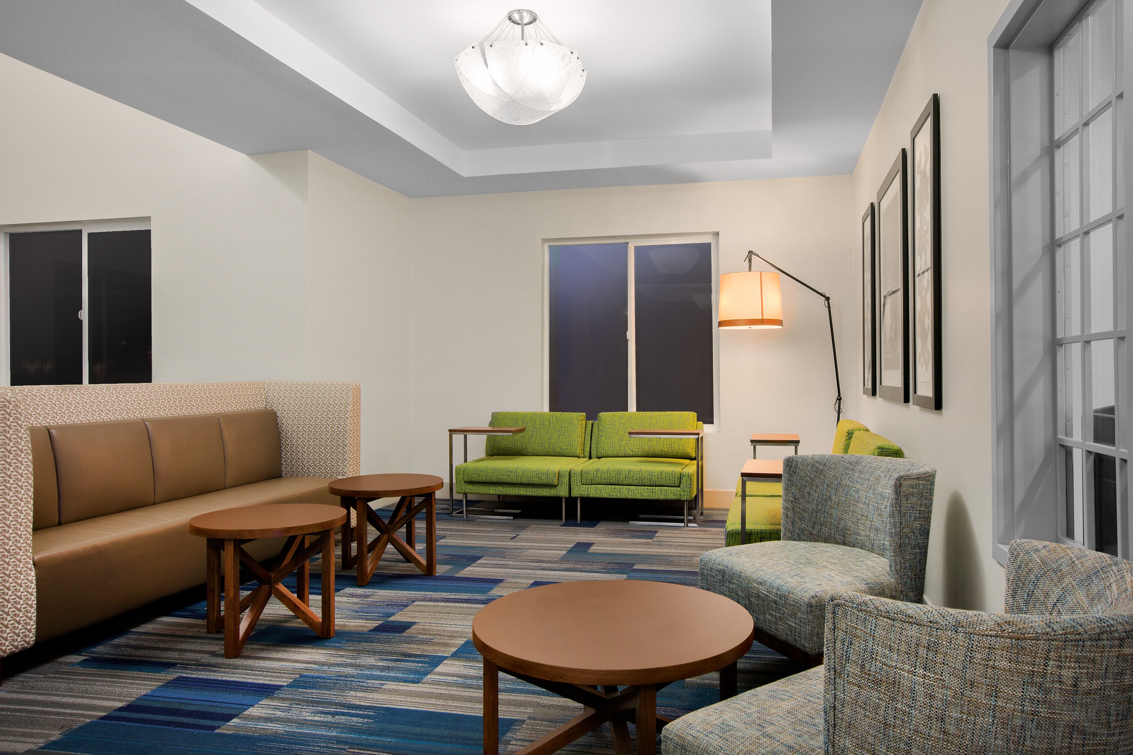 holiday inn express and suites ontario by ihg
