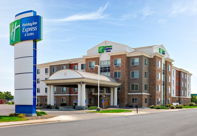 holiday inn express and suites ontario by ihg