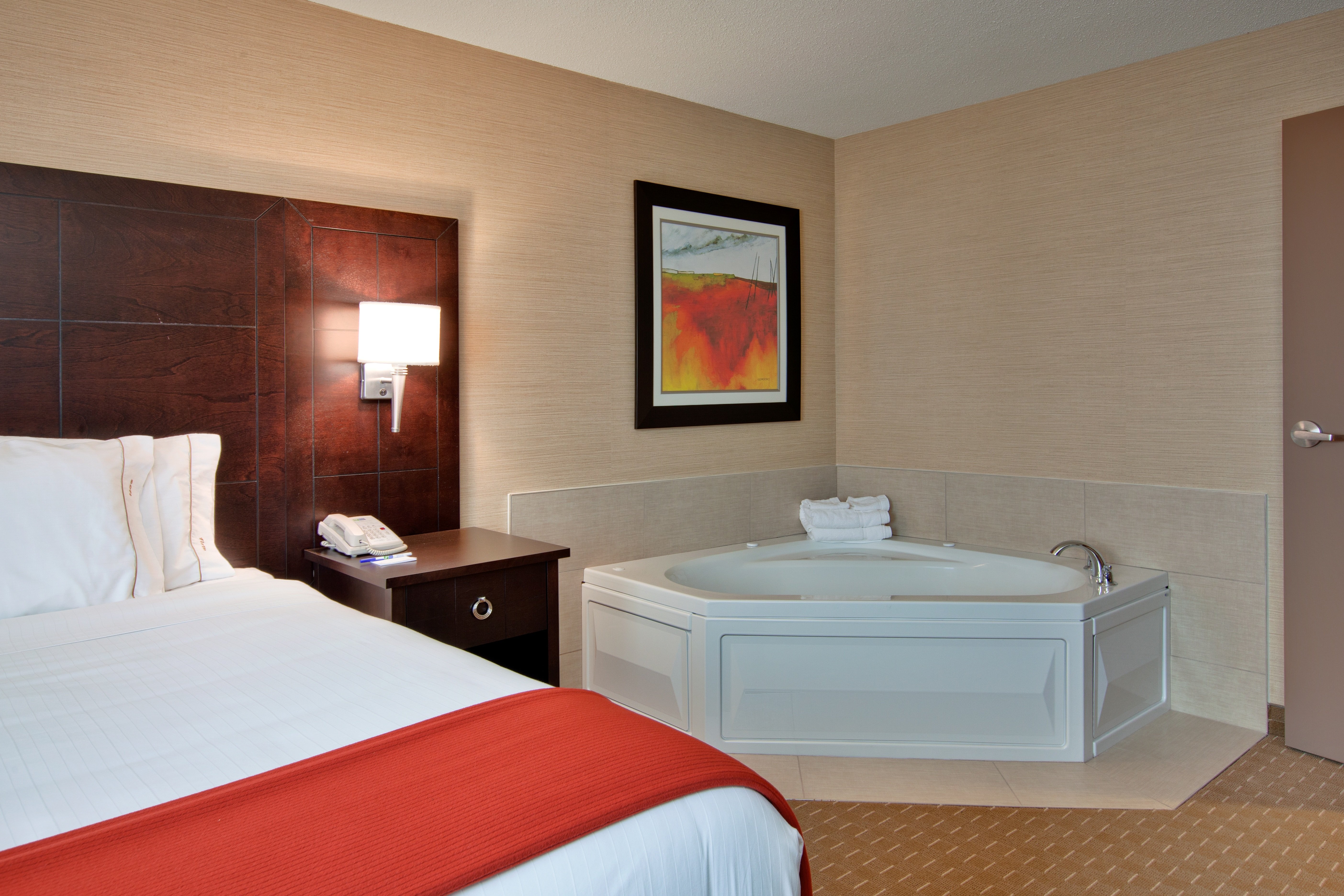holiday inn express and suites chatham south by ihg