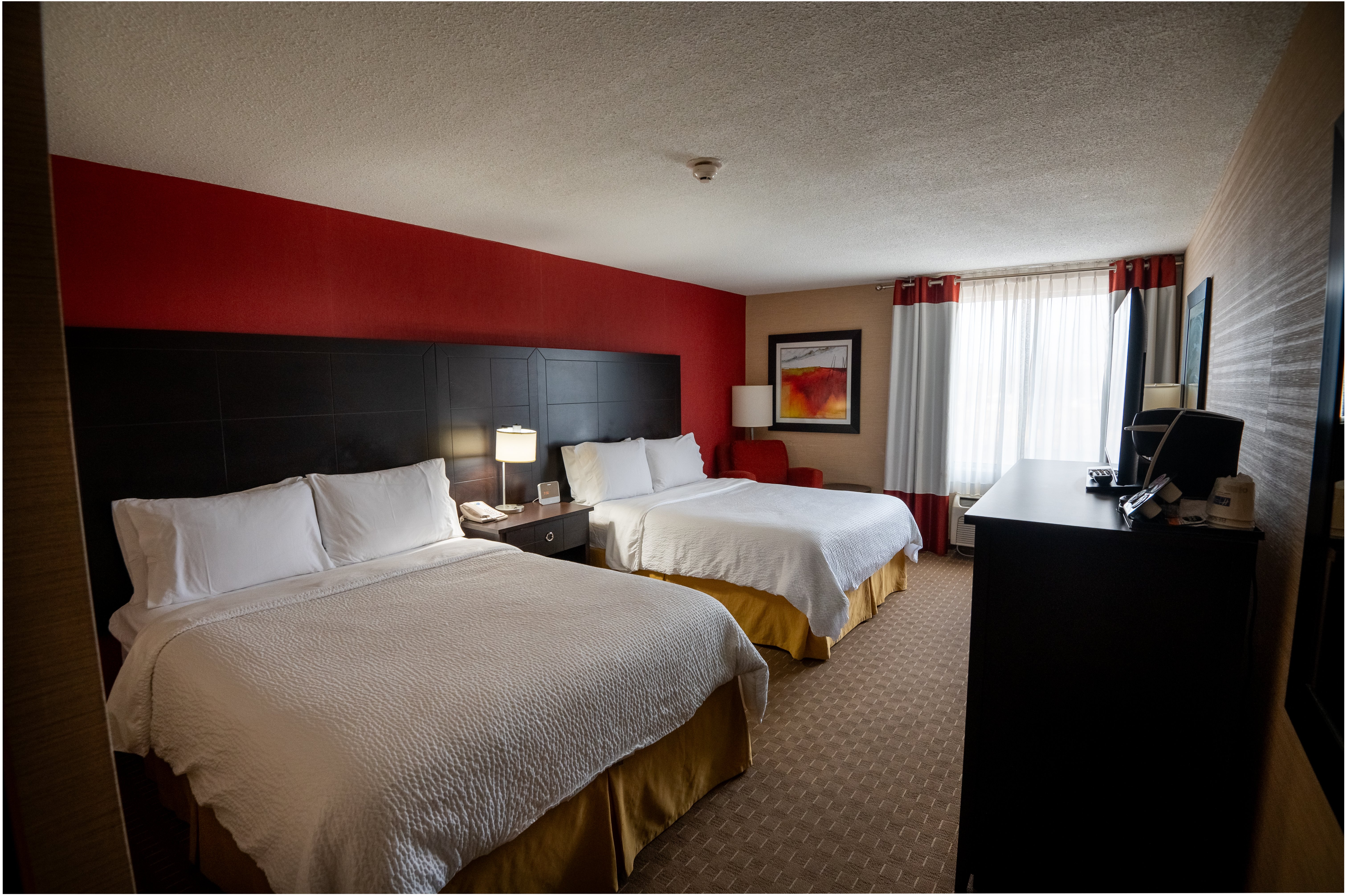 holiday inn express and suites chatham south by ihg