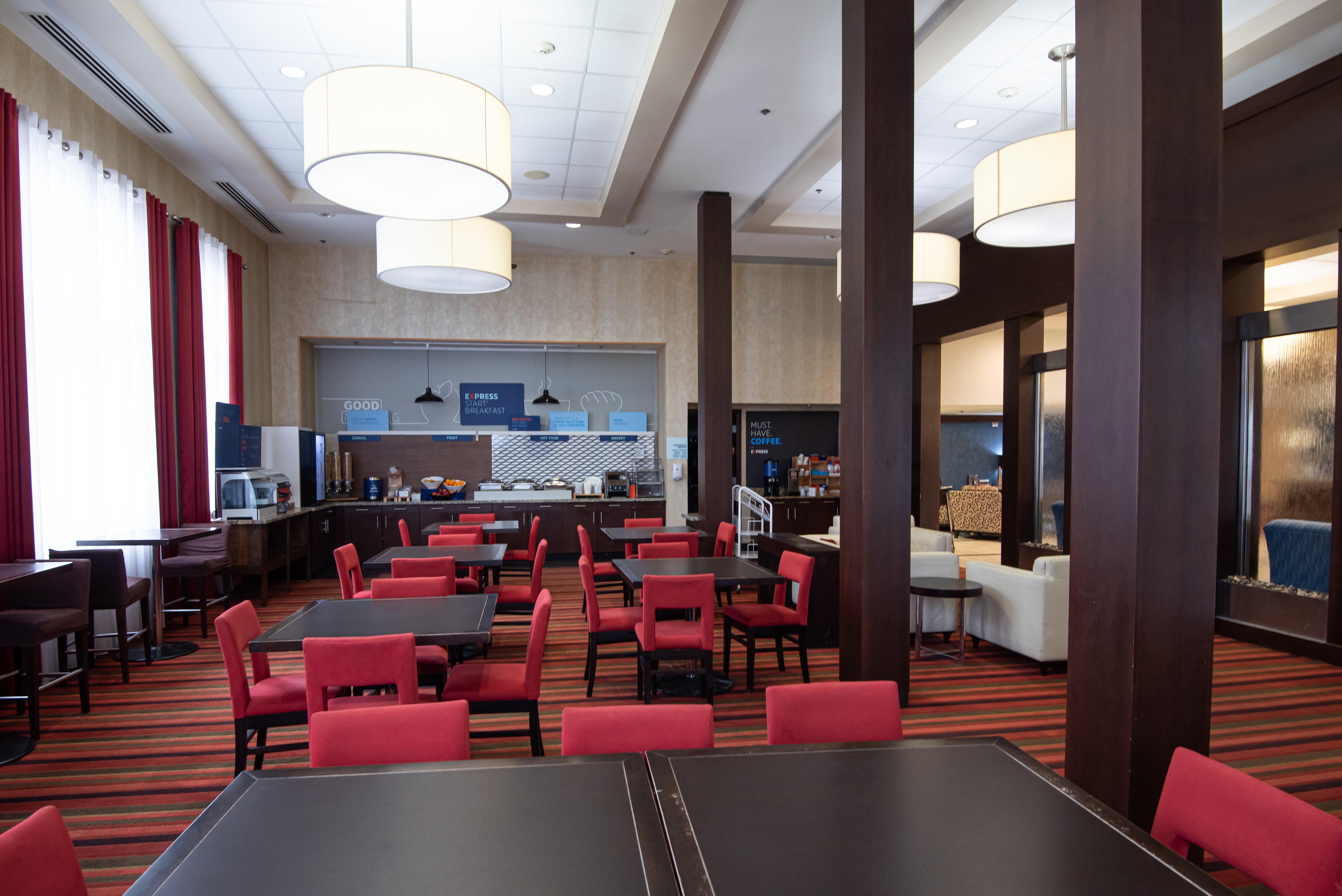 holiday inn express and suites chatham south by ihg