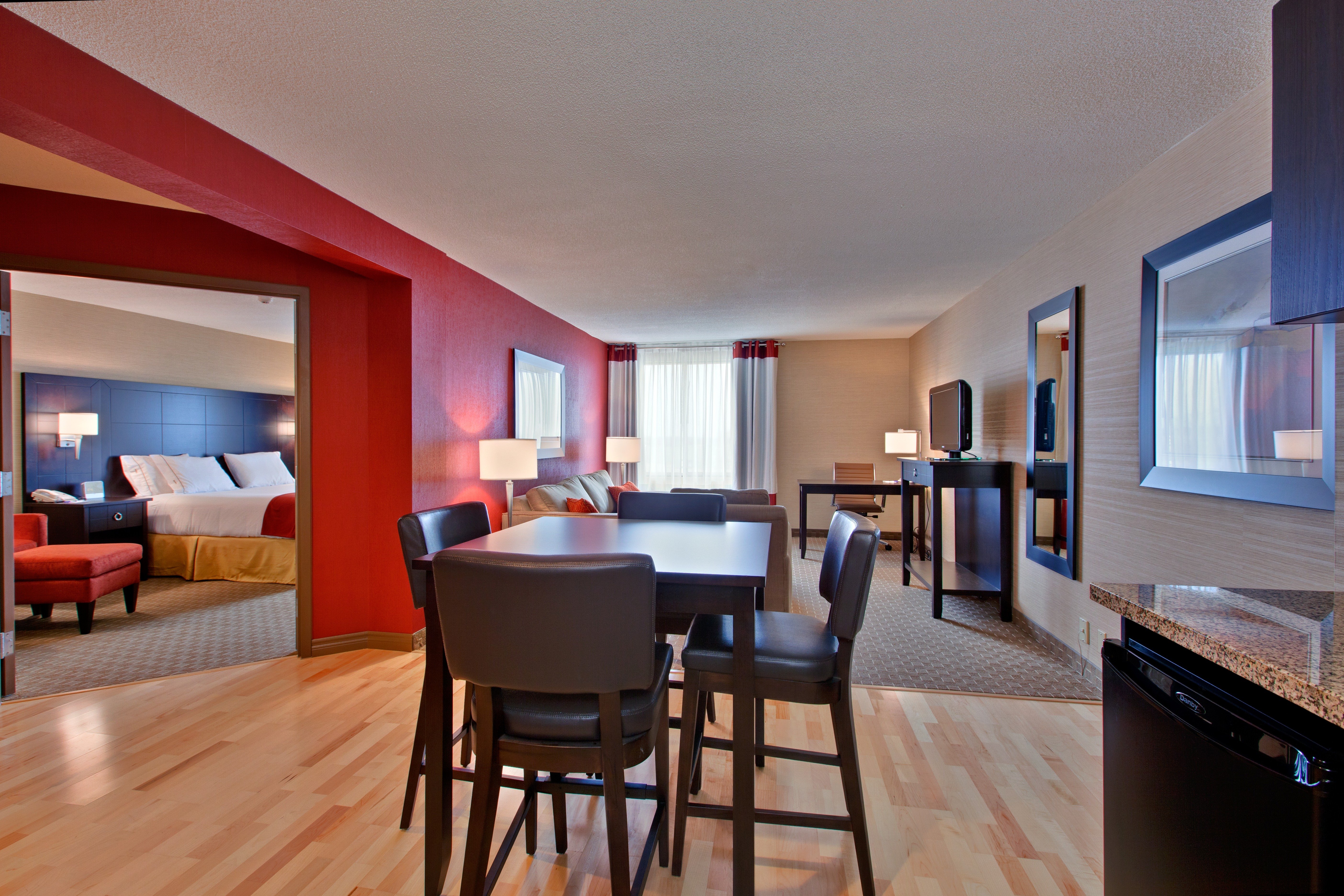 holiday inn express and suites chatham south by ihg