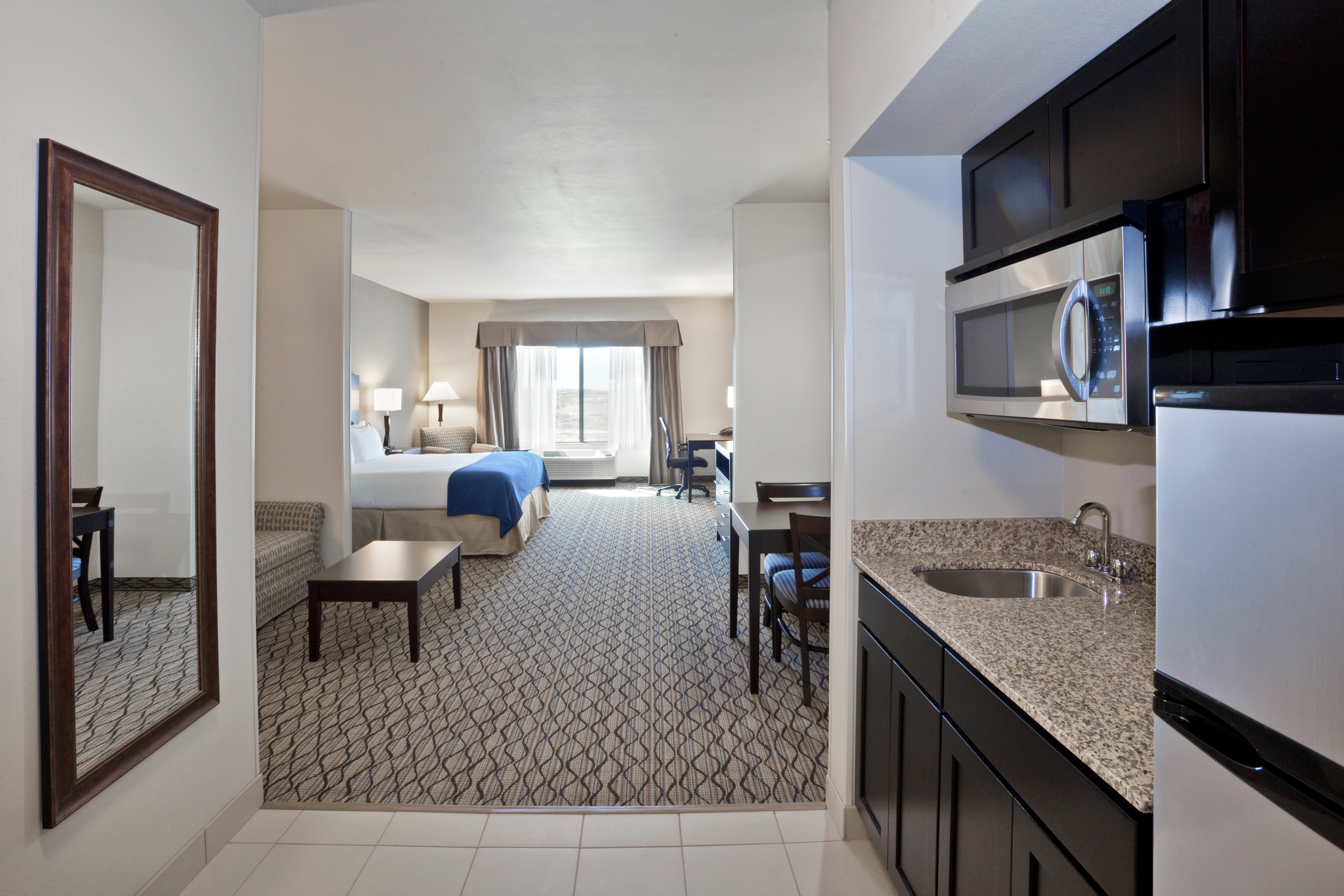 holiday inn express and suites deming mimbres vall