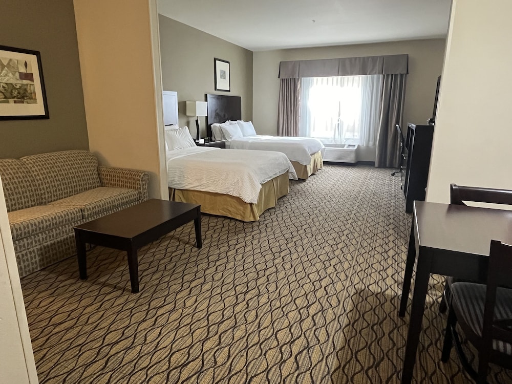 holiday inn express and suites deming mimbres vall