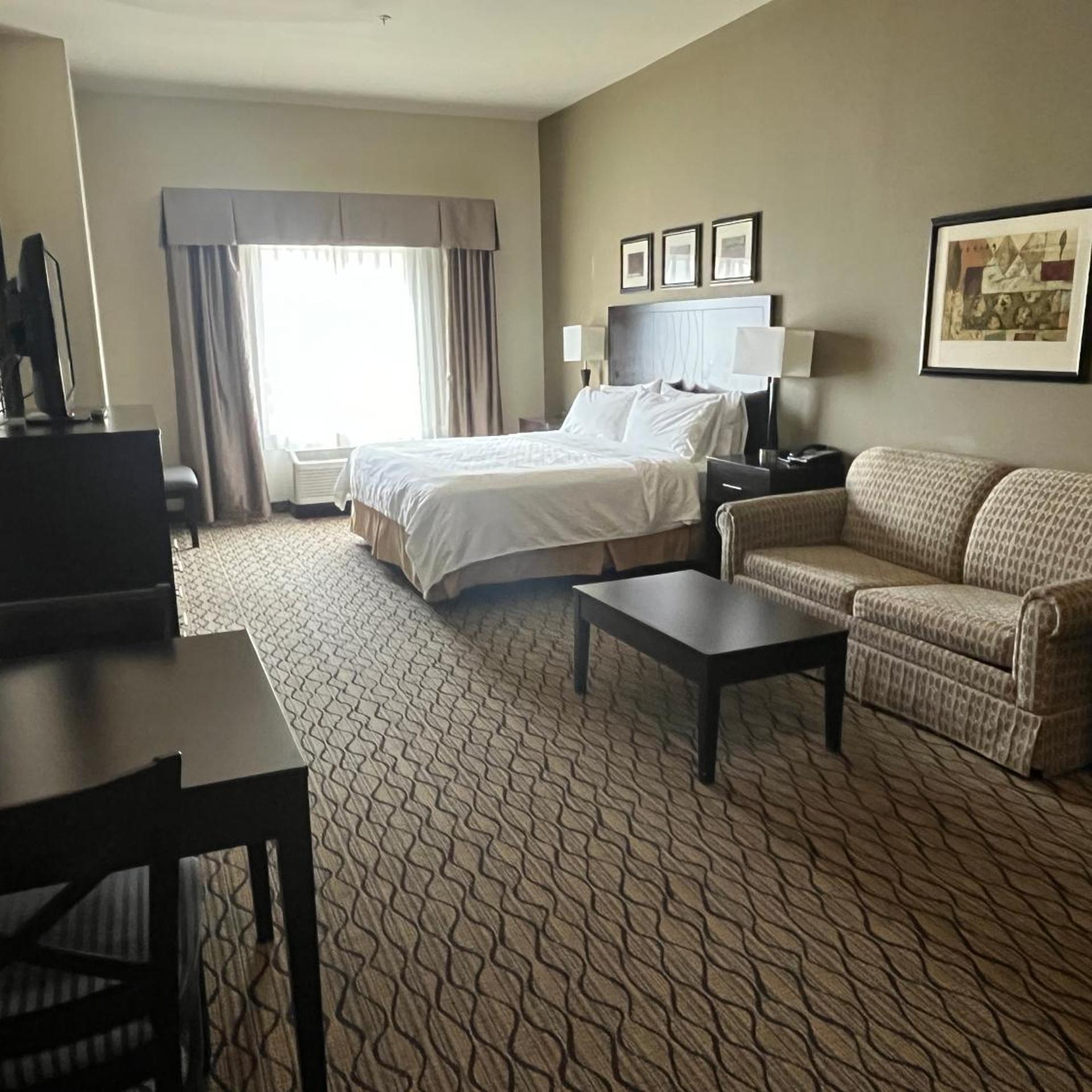 holiday inn express and suites deming mimbres vall