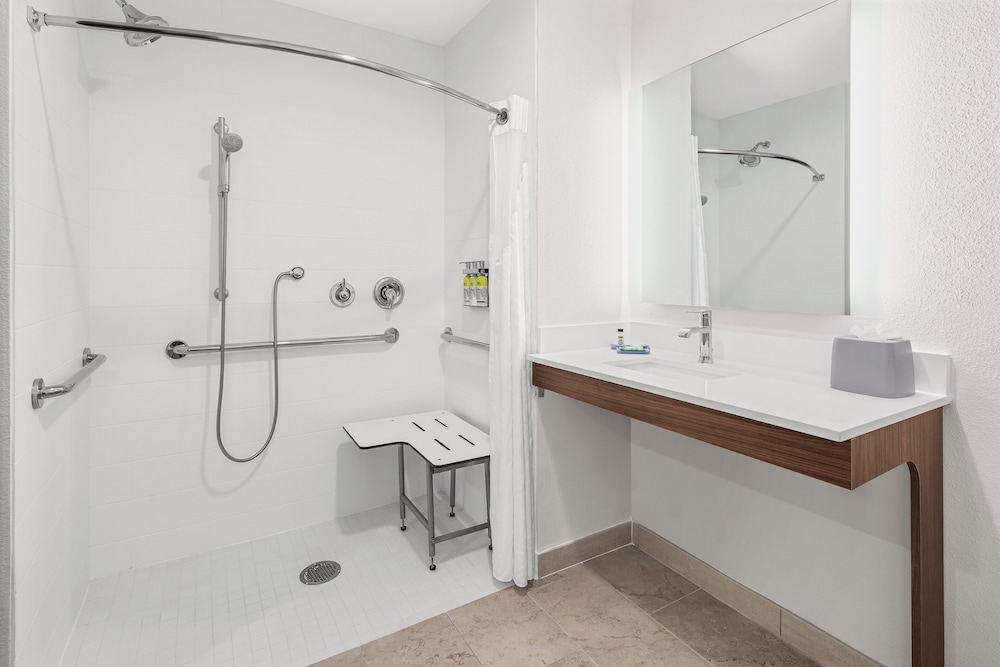 holiday inn express and suites palm bay by ihg