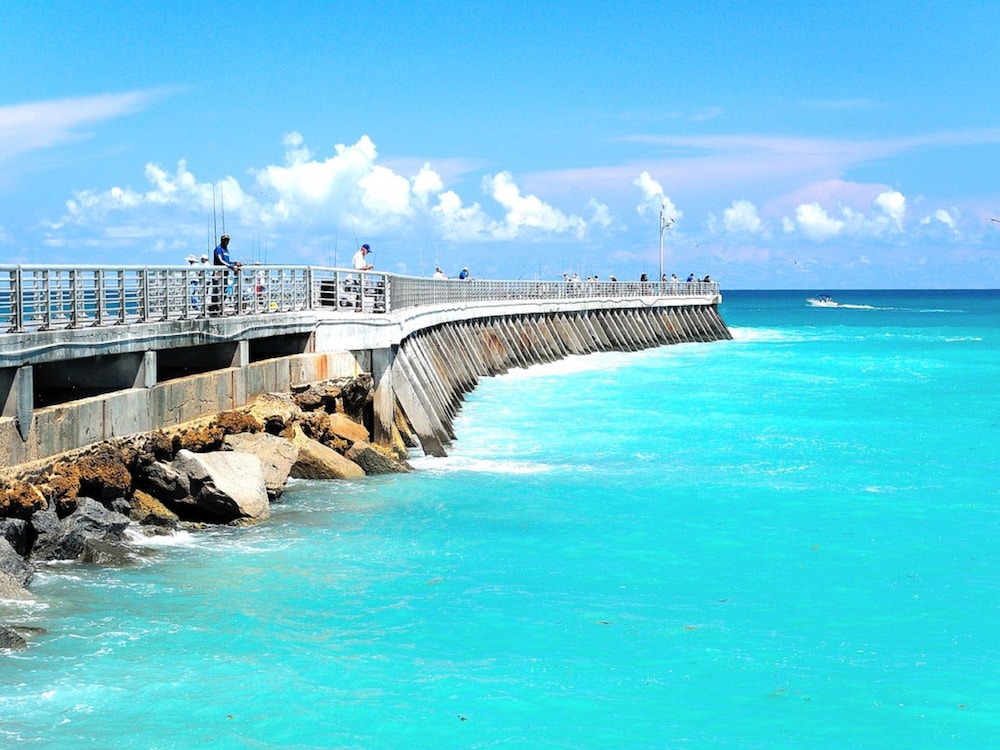 Holiday Inn Express & Suites Palm Bay By Ihg,Melbourne>>Cape Canaveral,3 star