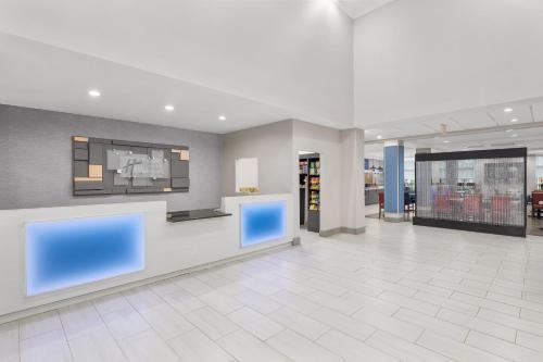 holiday inn express and suites palm bay by ihg