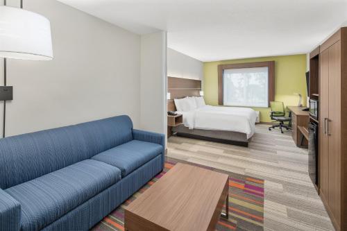 holiday inn express and suites palm bay by ihg