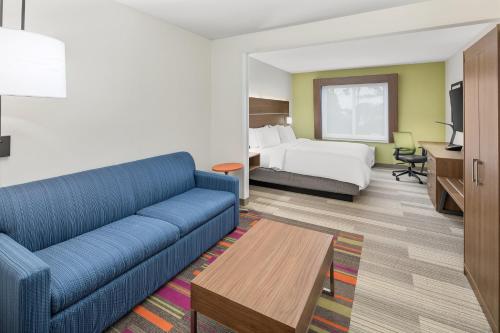 holiday inn express and suites palm bay by ihg