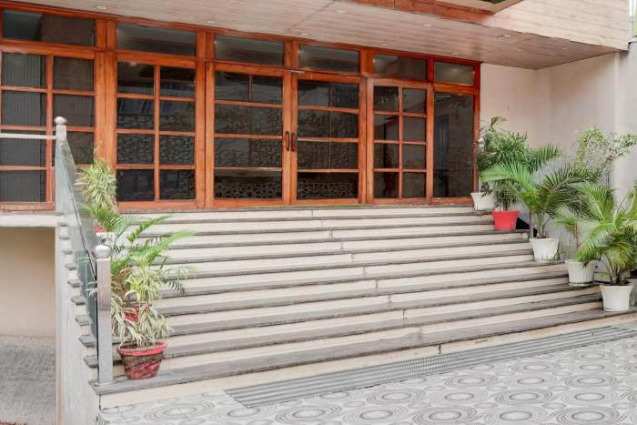townhouse oak dehradun court formerly gk residency