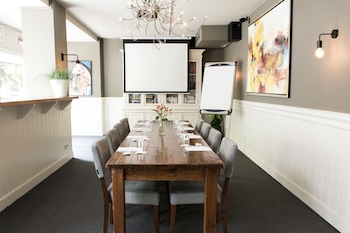 Hotel Parkzicht Eindhoven,Geldrop>>Eindhoven,4 star