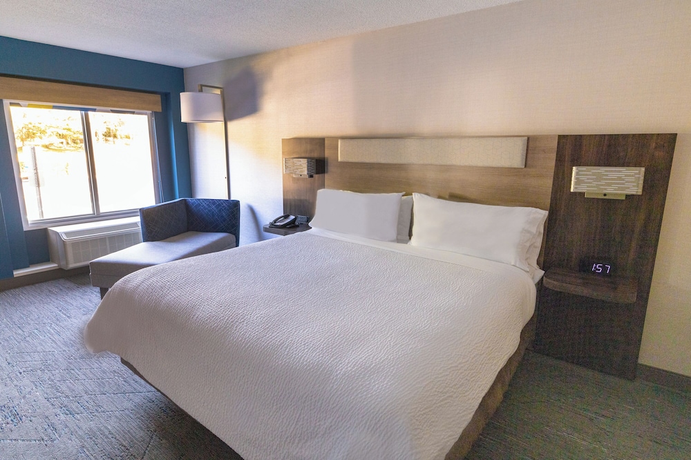 holiday inn express hotel of neptune by ihg