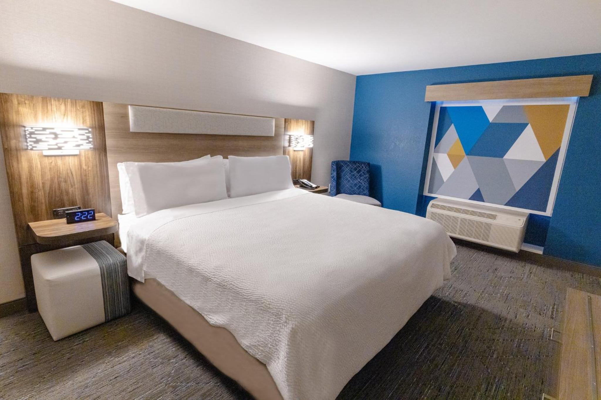 holiday inn express hotel of neptune by ihg