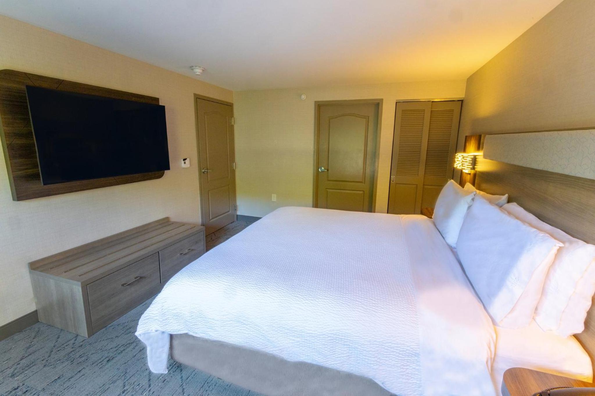 holiday inn express hotel of neptune by ihg