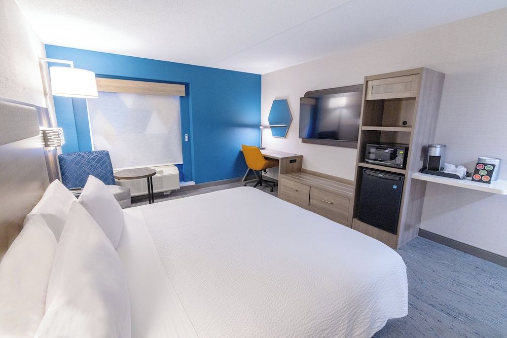 holiday inn express hotel of neptune by ihg