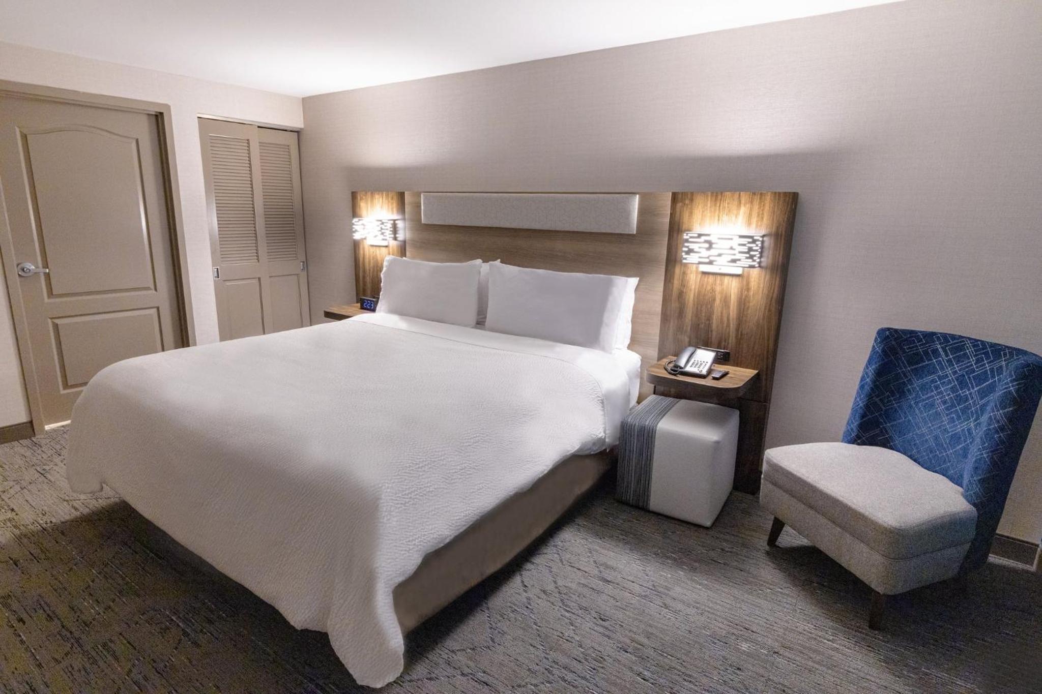 holiday inn express hotel of neptune by ihg
