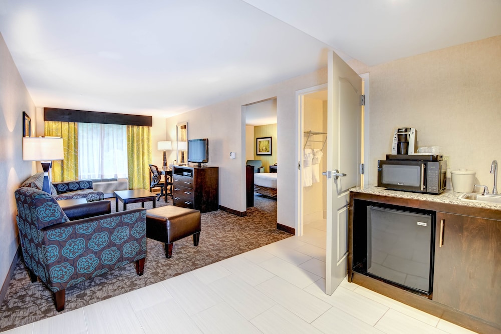 holiday inn express hotel of neptune by ihg