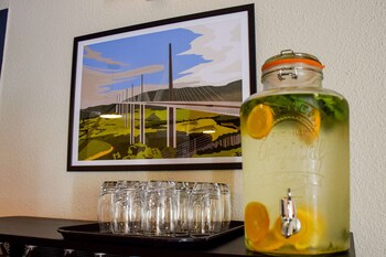 hotel campanile millau