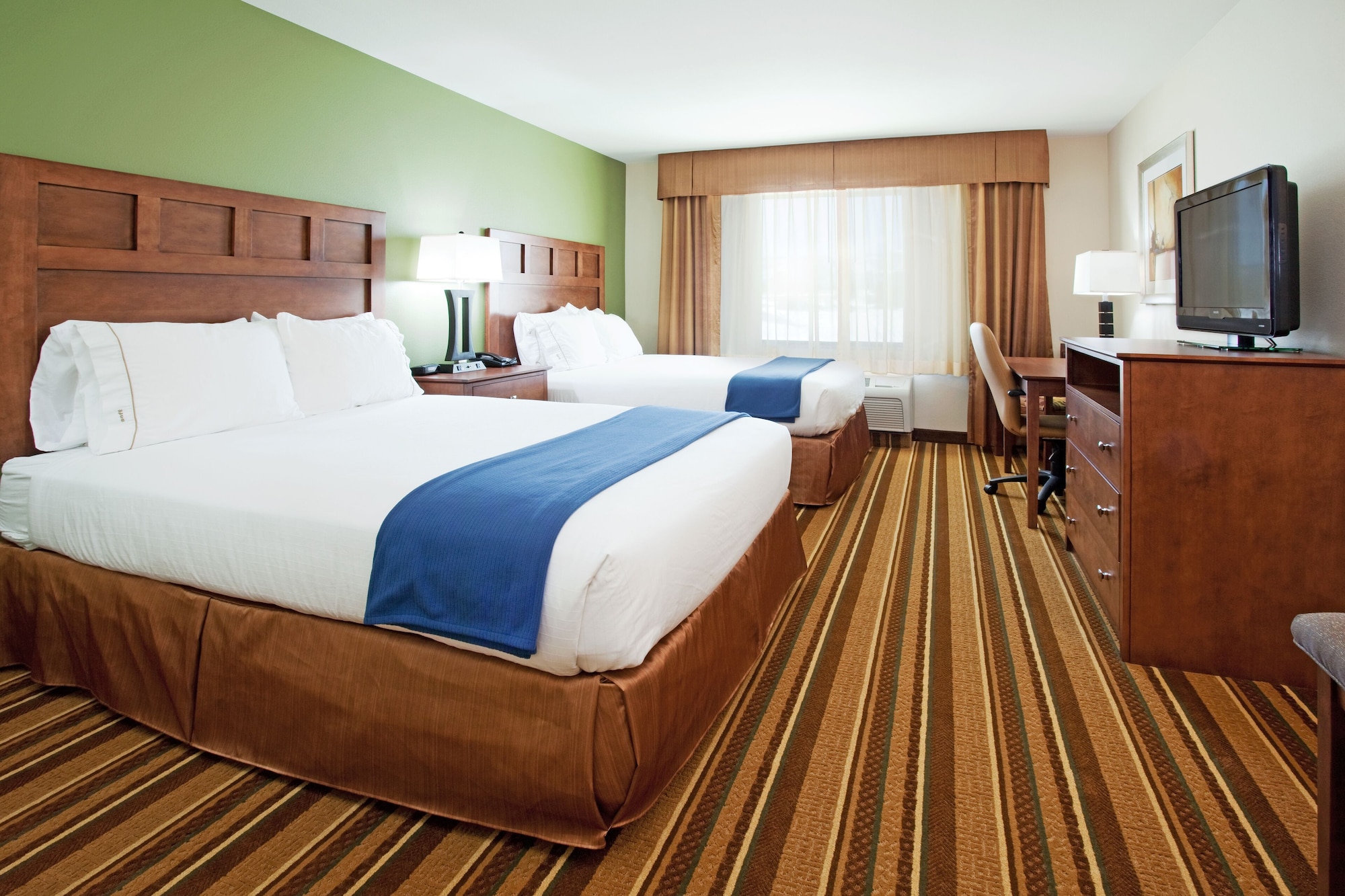 holiday inn express and suites los alamos entrada park