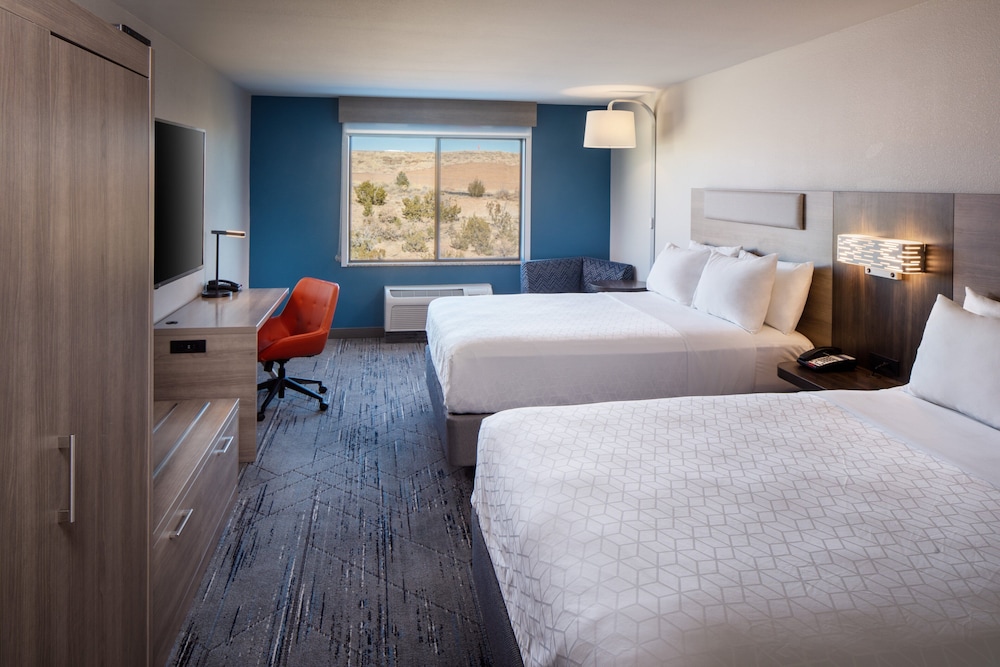 holiday inn express and suites los alamos entrada park