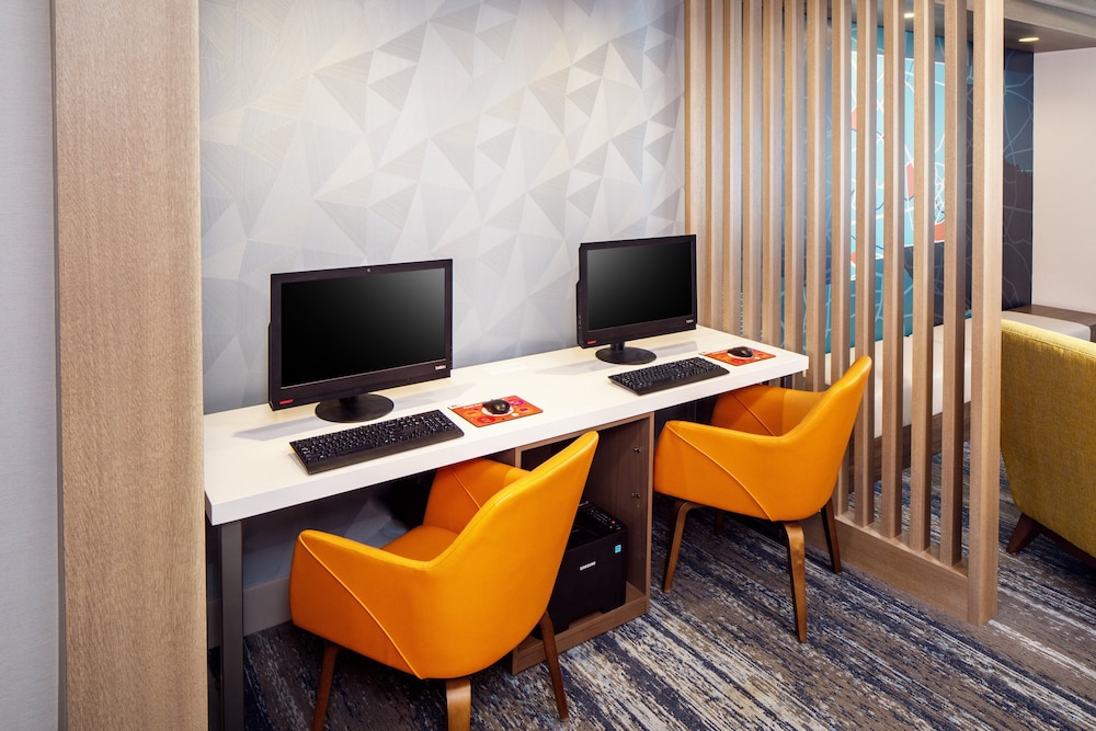 holiday inn express and suites los alamos entrada park