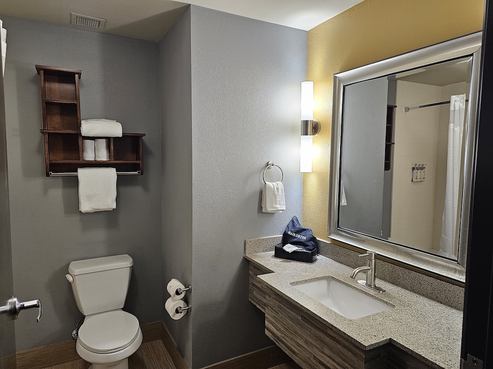 holiday inn express and suites perry national fairground area by ihg