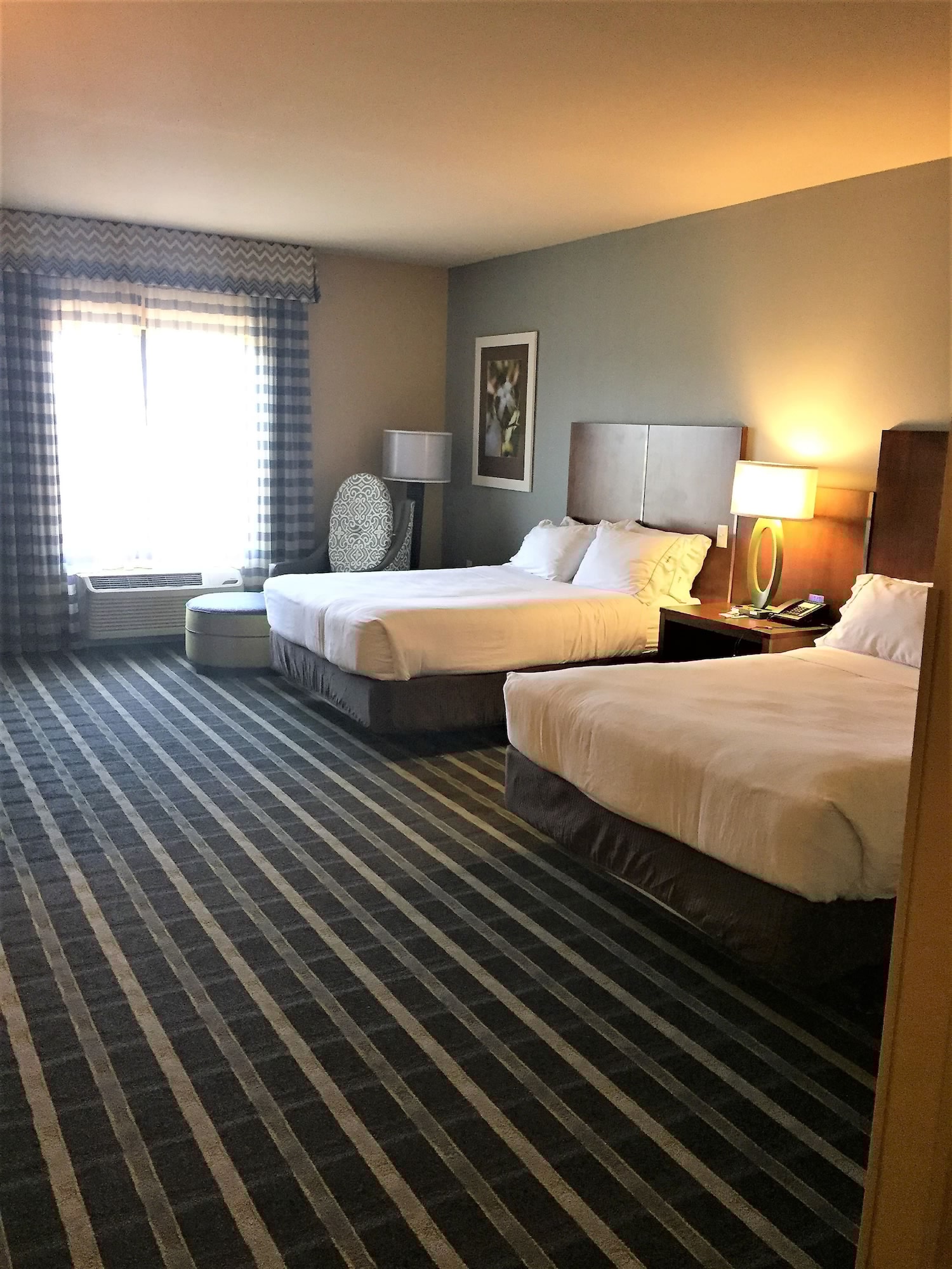 holiday inn express and suites perry national fairground area by ihg
