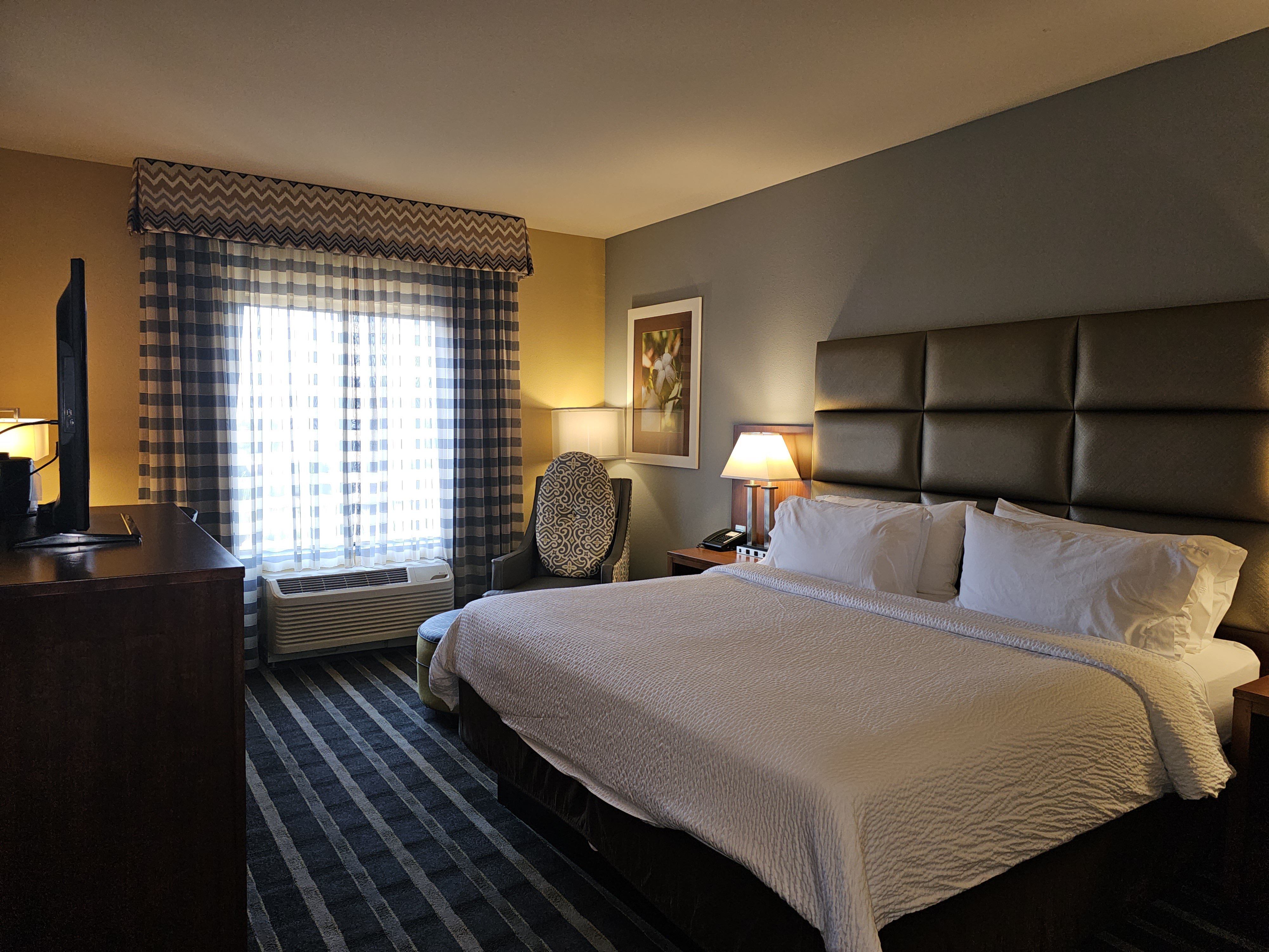holiday inn express and suites perry national fairground area by ihg