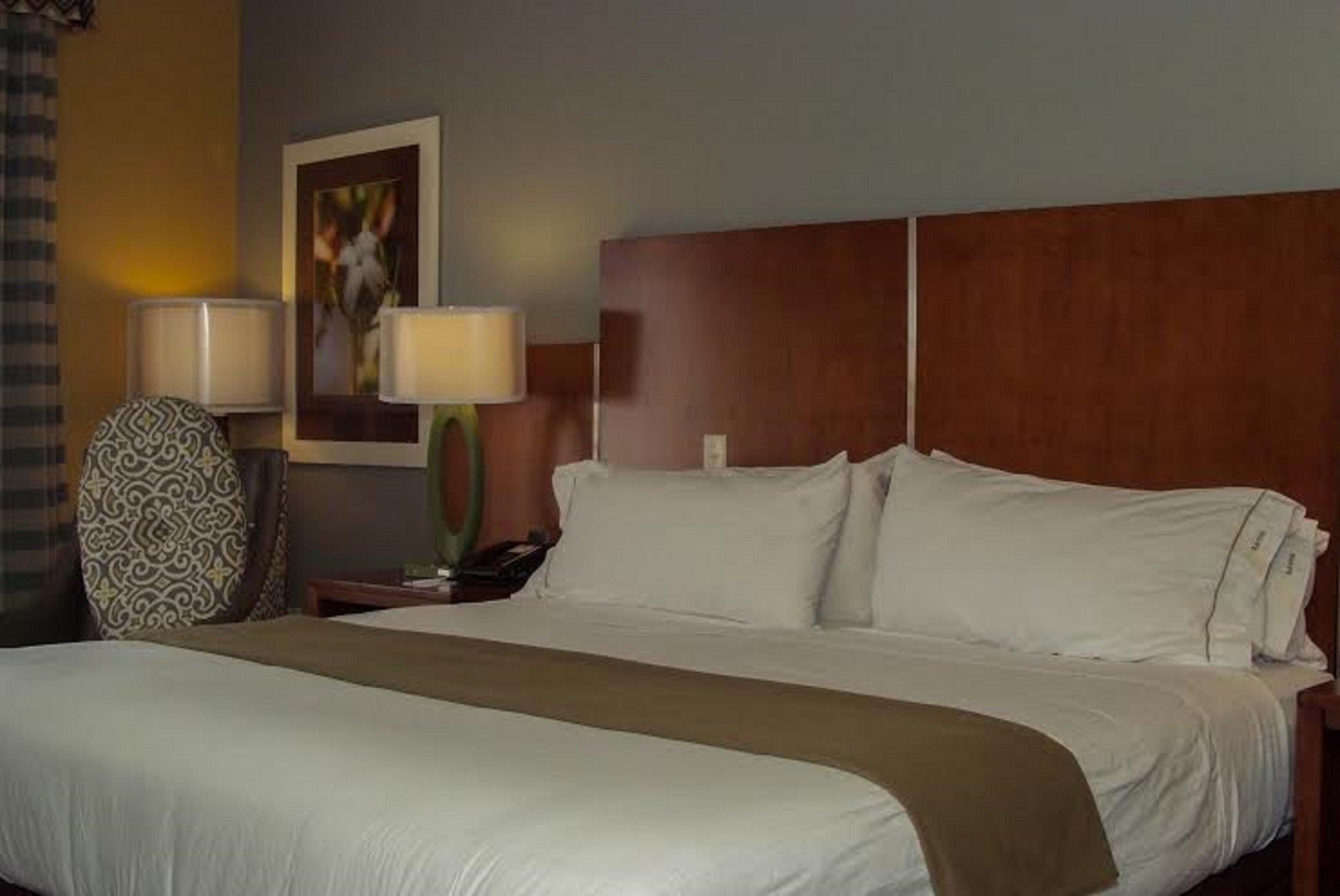 holiday inn express and suites perry national fairground area by ihg