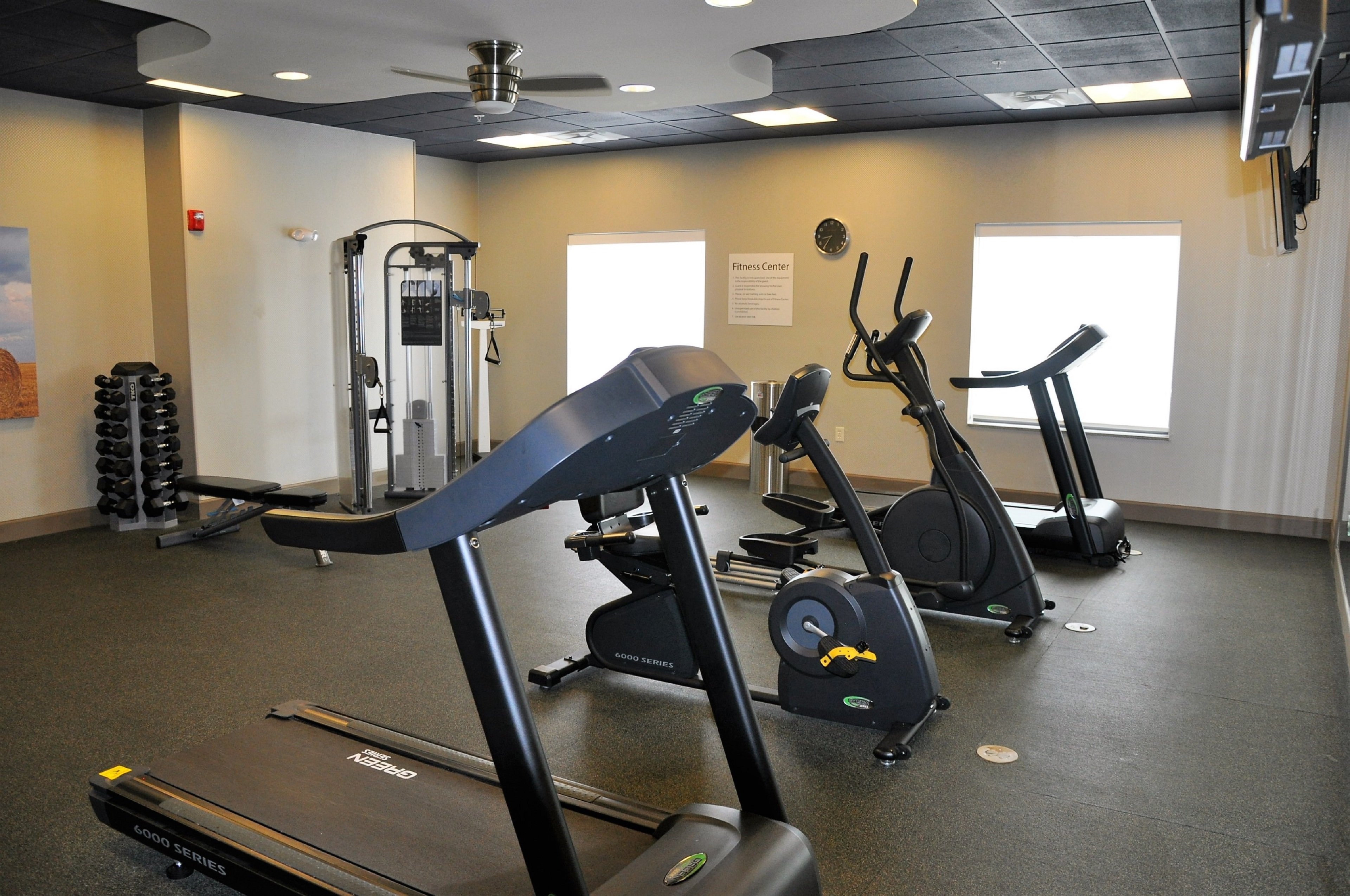 holiday inn express and suites perry national fairground area by ihg