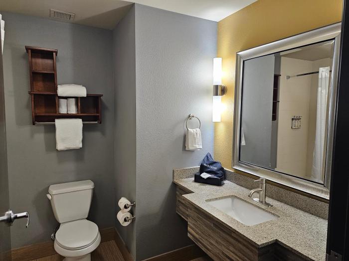 holiday inn express and suites perry national fairground area by ihg