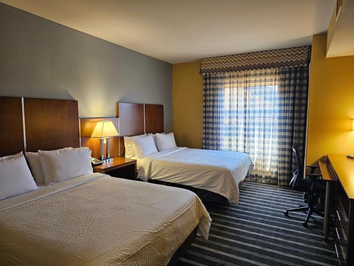 holiday inn express and suites perry national fairground area by ihg