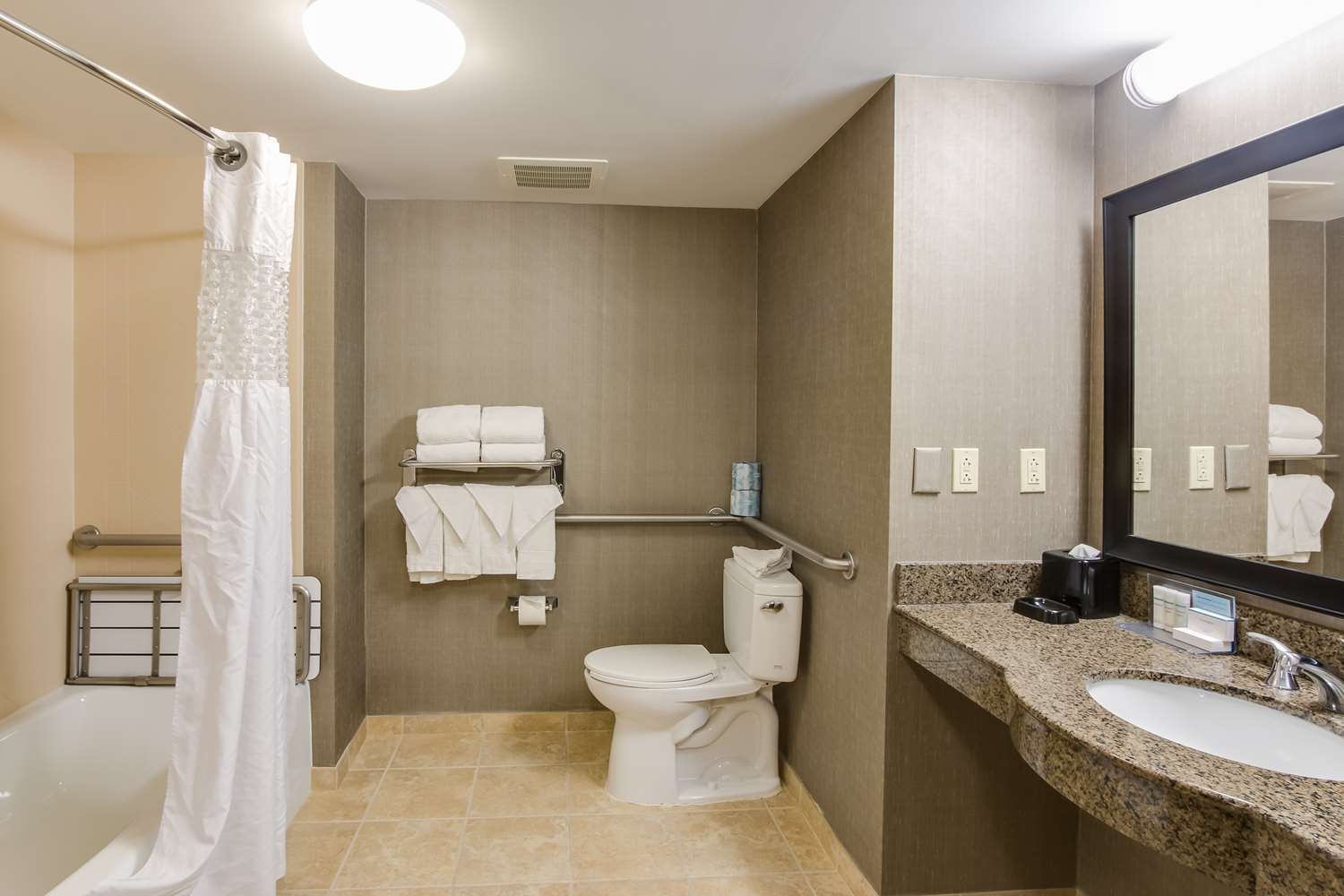 hampton inn and suites mt juliet