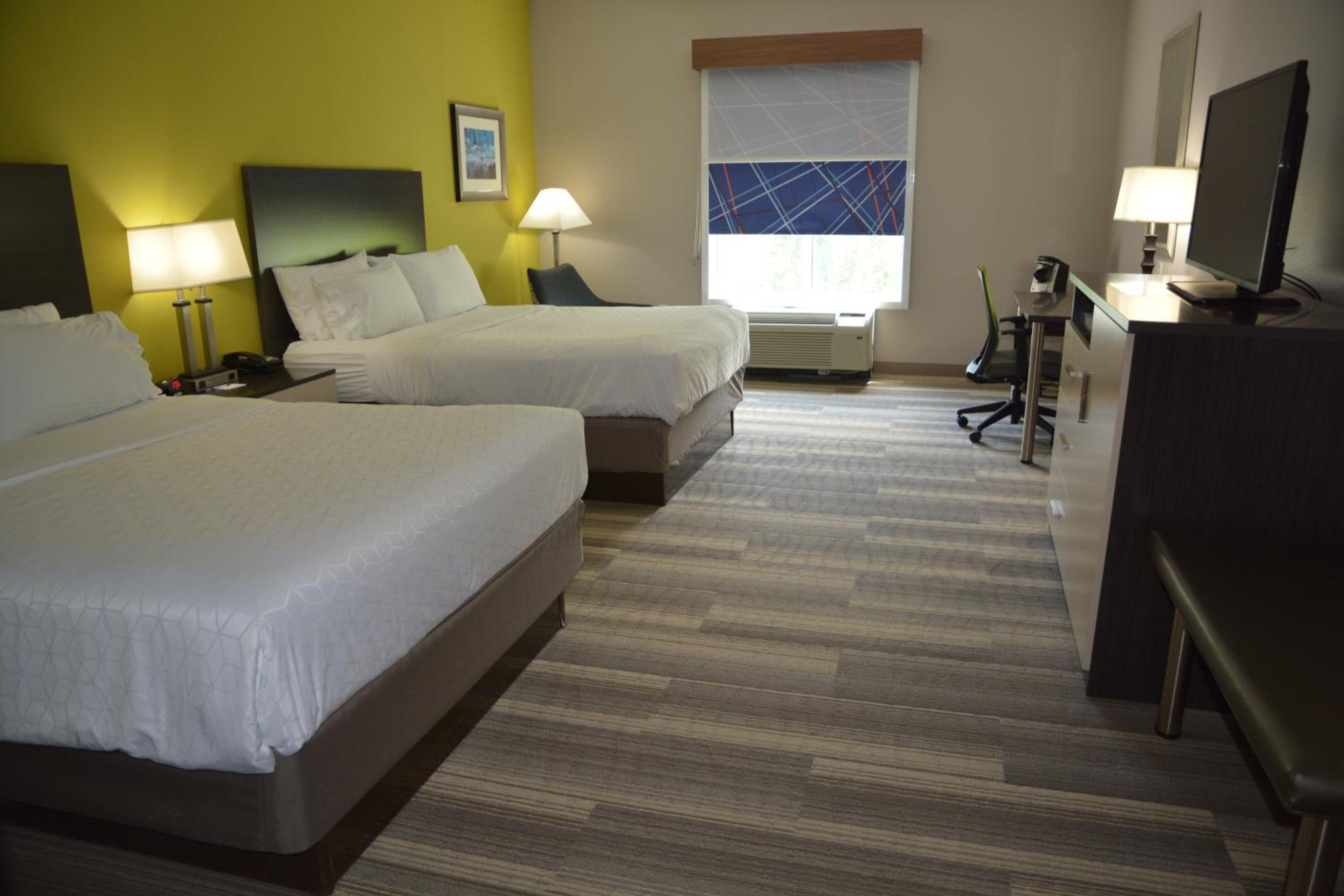holiday inn express and suites caryville by ihg