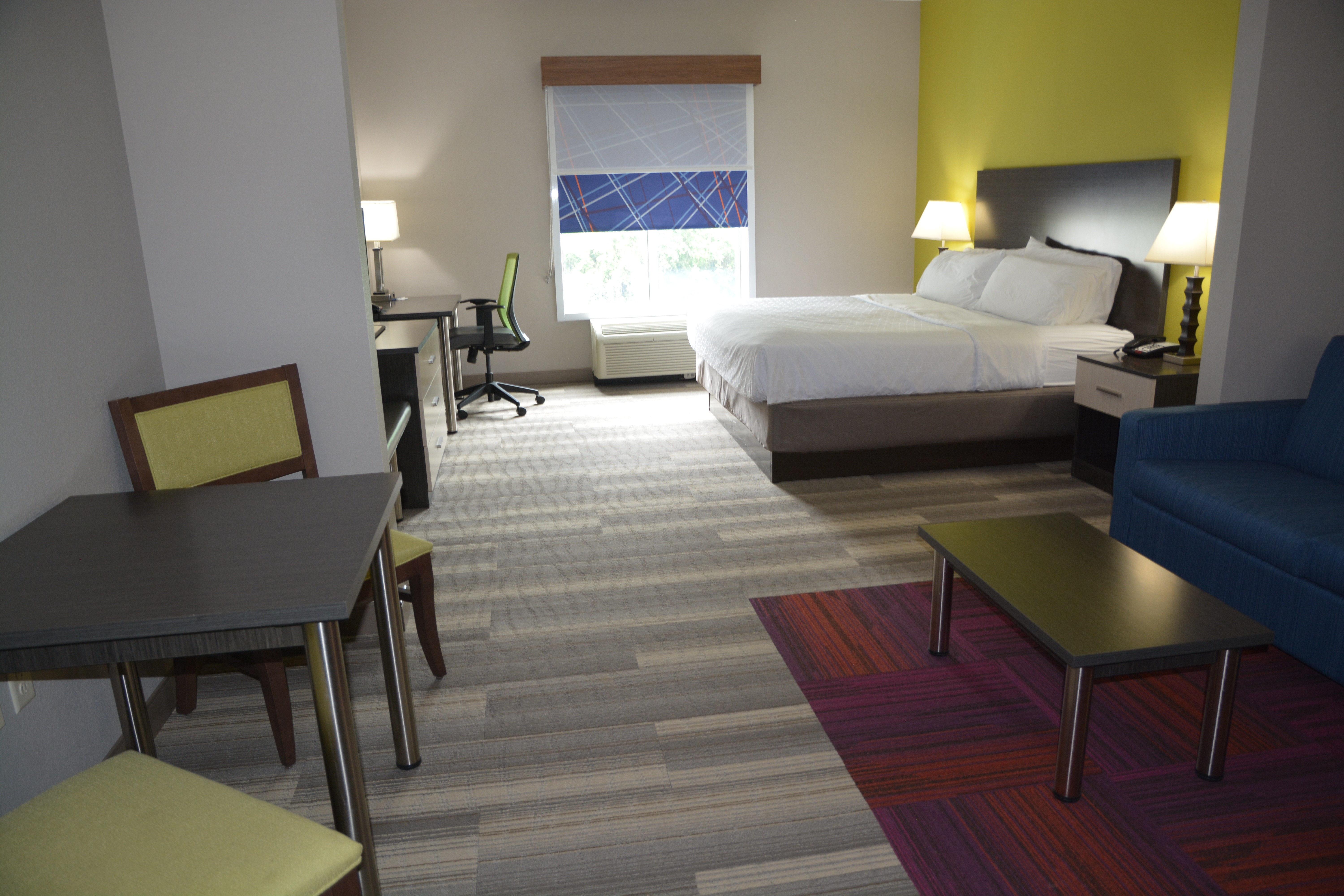 holiday inn express and suites caryville by ihg